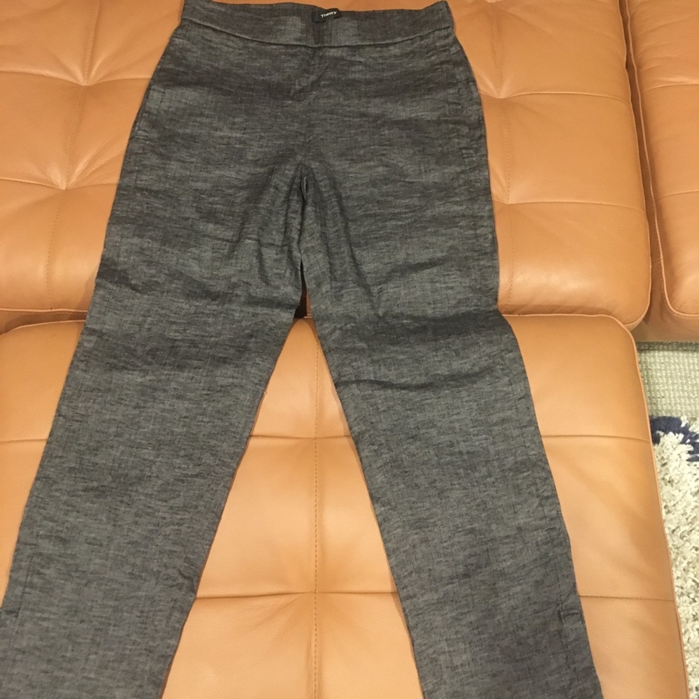Cropped woman’s Theory pants